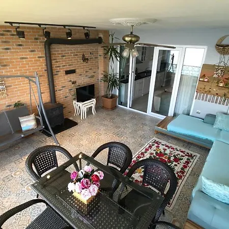 My White House * ترابزون