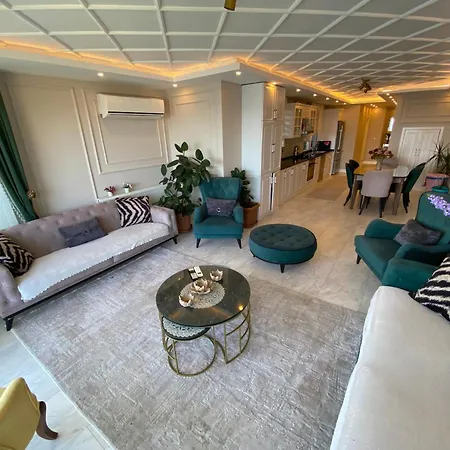 Apartment My White House